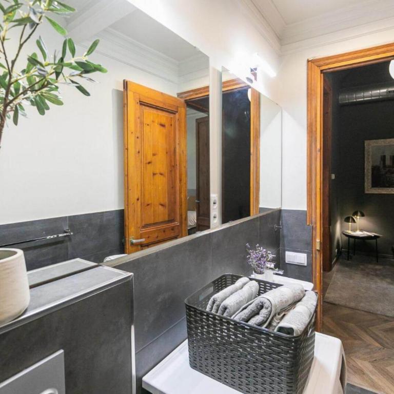 Avinyo 2 Gotic · Spacious Loft in Gothic Quarter! - Apartamento - 23