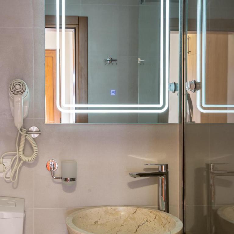 Monte Pino Lux Apartments - One-Bedroom Apartment - 15