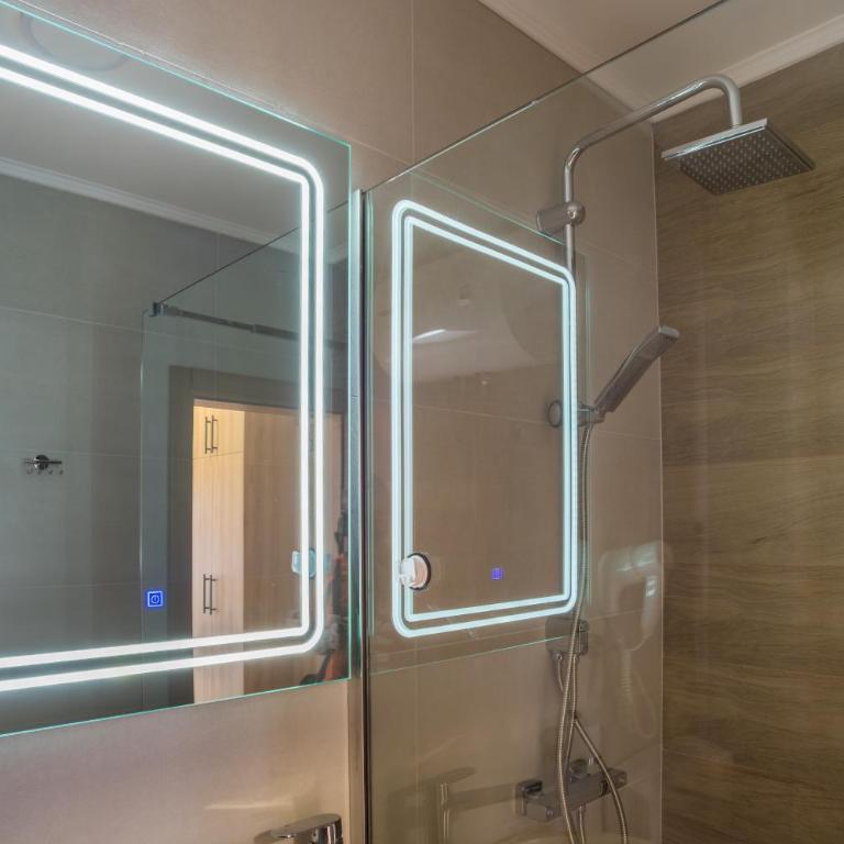 Monte Pino Lux Apartments - One-Bedroom Apartment - 16