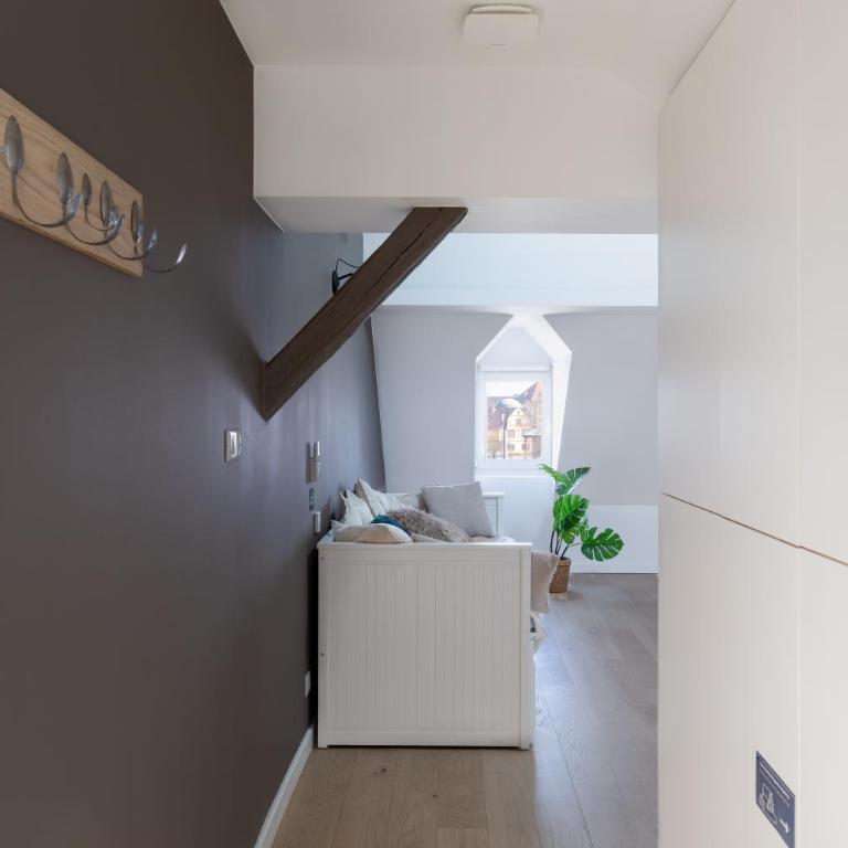 Travel Homes - The Parc, next to Champ de Mars - One-Bedroom Apartment with Air-conditioning - 8