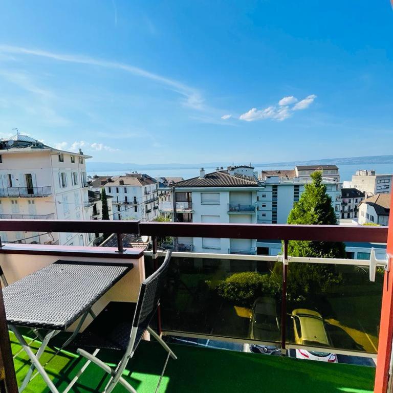 F2 près débarcadère, en centre ville, des thermes EVIAN LES BAINS 2 étoiles - Apartment mit 1 Schlafzimmer - 24
