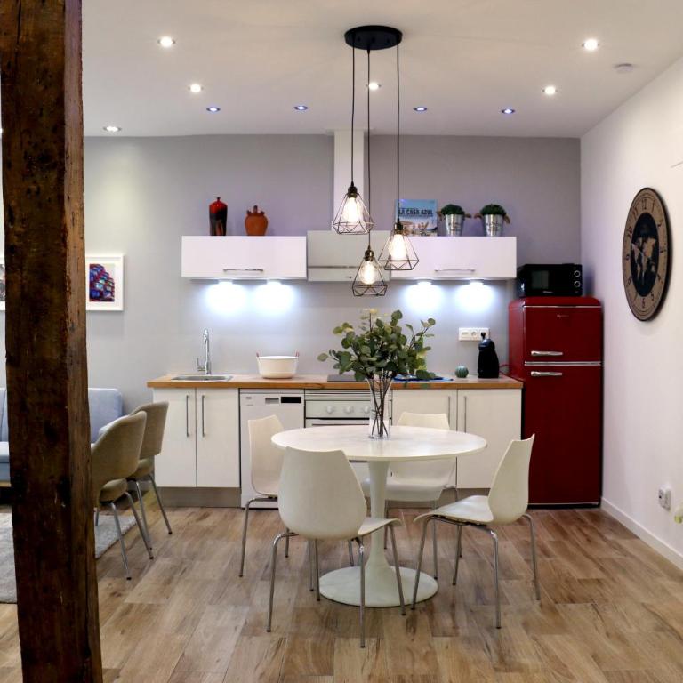 Urdintxoenea - Bilbao - Casco Viejo - Parking opcional - AR hostsBilbao - Two-Bedroom Apartment - 3