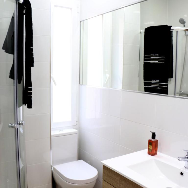 Urdintxoenea - Bilbao - Casco Viejo - Parking opcional - AR hostsBilbao - Two-Bedroom Apartment - 18