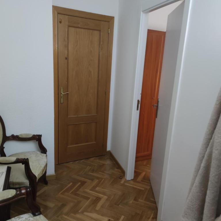 Habitación CDV - Double Room with Shared Bathroom - 3
