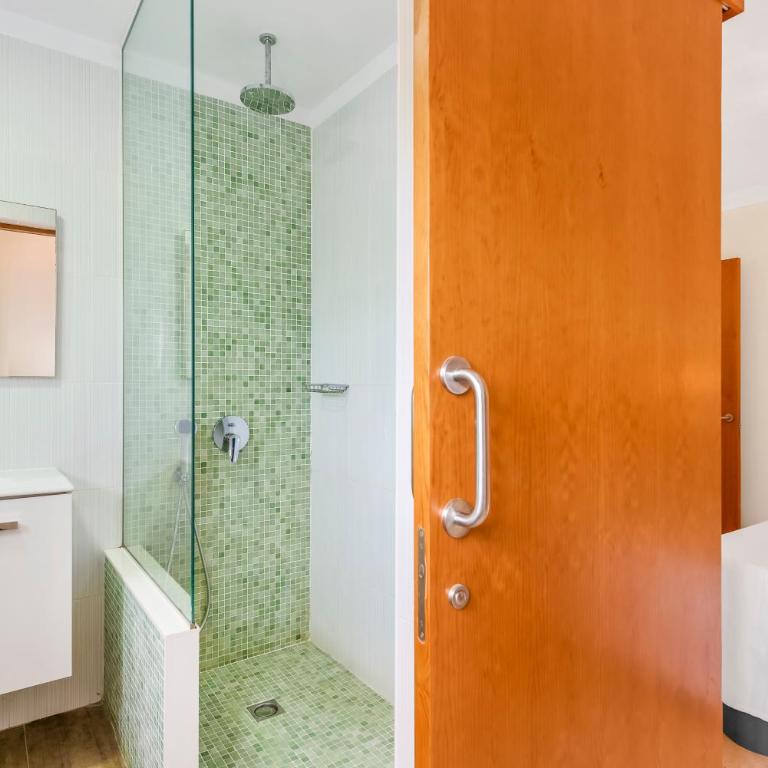 Las Adelfas - Two-Bedroom Premium Family Sunny Apartment - 11