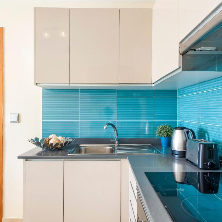 Las Adelfas - Two-Bedroom Premium Family Sunny Apartment - 16