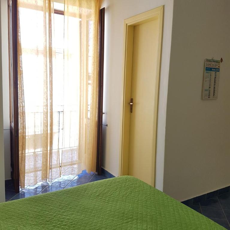 Lipari Centro Storico Flat 8 min from port - Appartamento con 1 Camera da Letto - 2