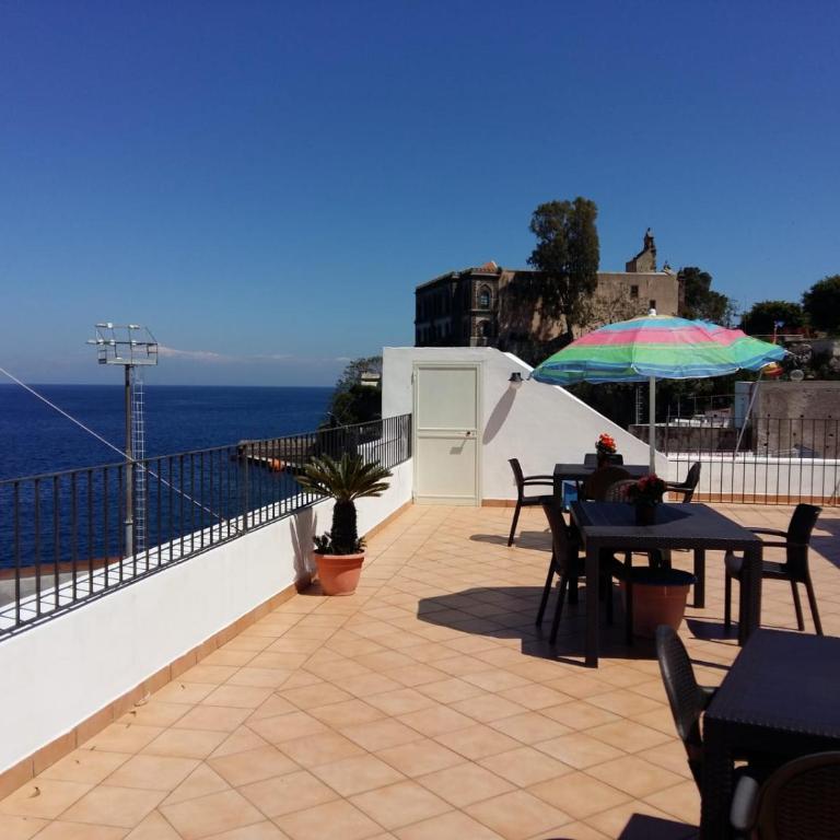 Lipari Centro Storico Flat 8 min from port - Appartamento con 1 Camera da Letto - 8