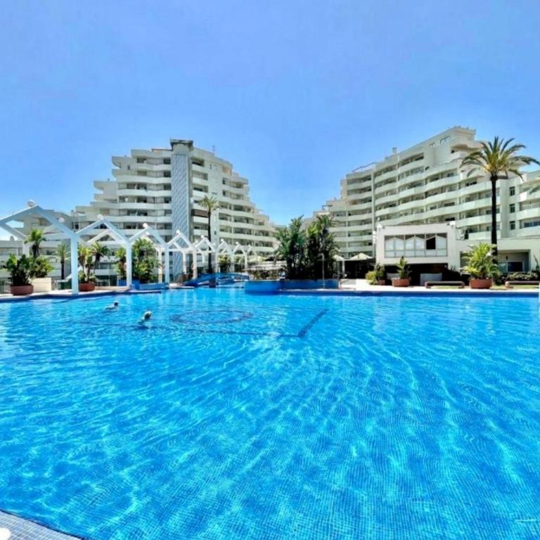 BenalBeach Casa Kito Relax 1ª Linea de Playa - Estudio Familiar - 8