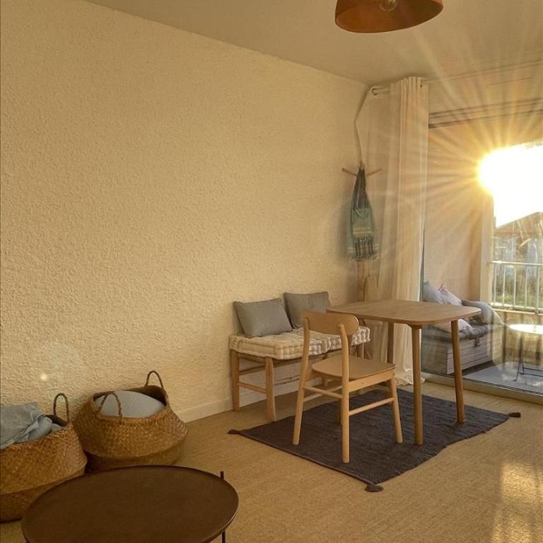 Studio Le Brusc - Appartement - Vue sur Mer - 4