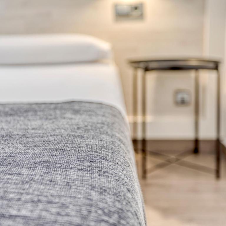 HOSTAL BEDMATES - Premium Double Room - 9