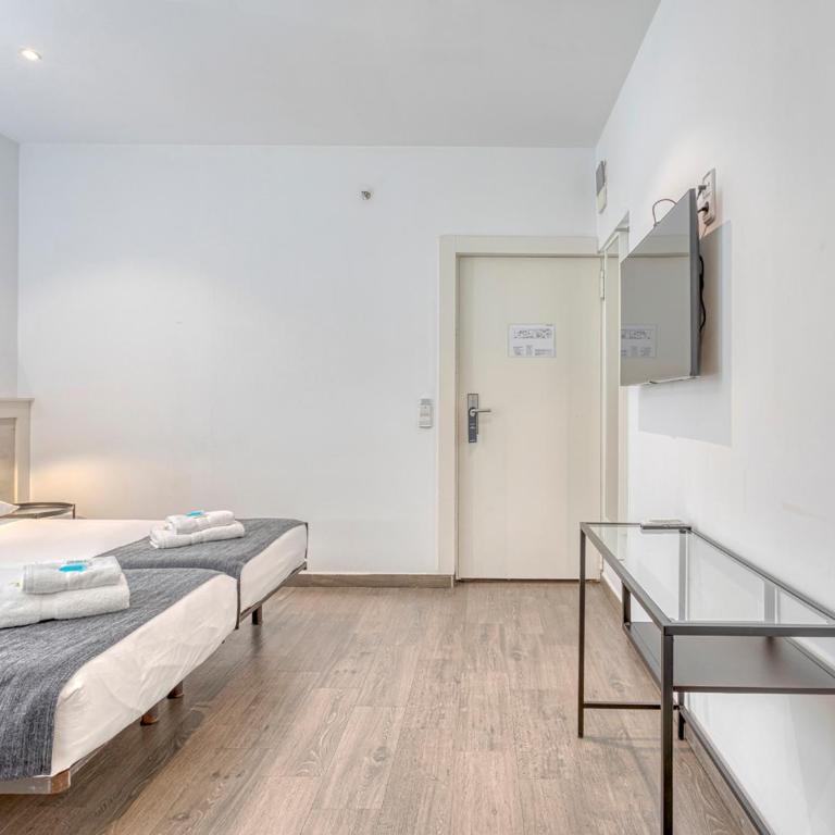 HOSTAL BEDMATES - Premium Twin Room - 1