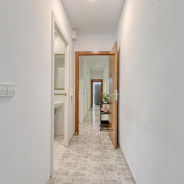 HOSTAL BEDMATES - Apartment (5 Adults) - 20