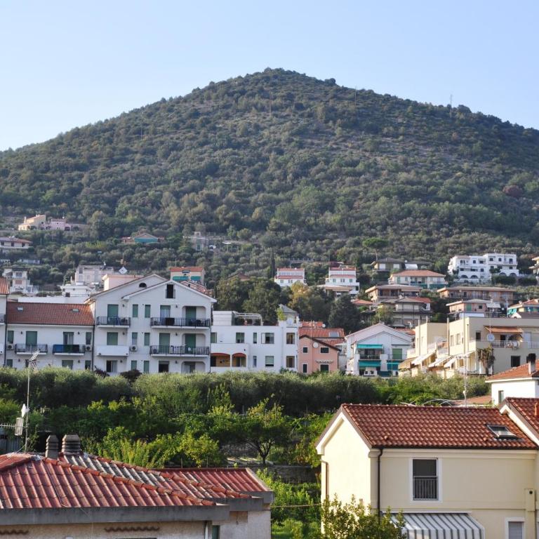 VIALE REPUBBLICA 329 9 - Appartamento con Balcone - 33