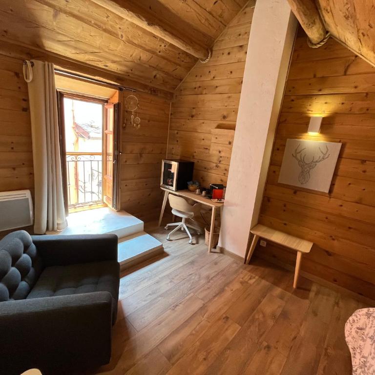 Suite "chalet" dans maison de village - Maison 1 Chambre - 9