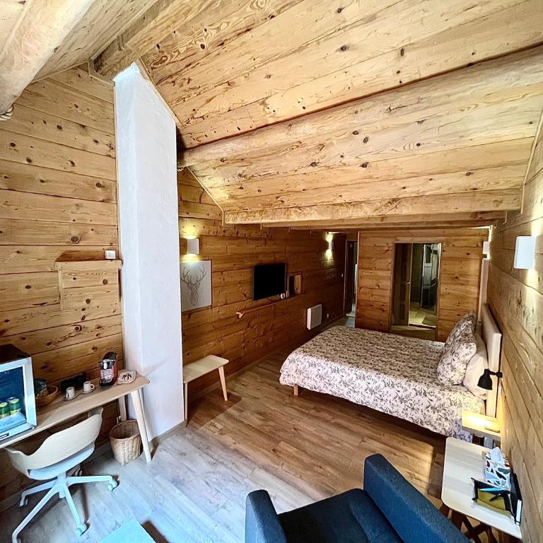 Suite "chalet" dans maison de village - Maison 1 Chambre - 10