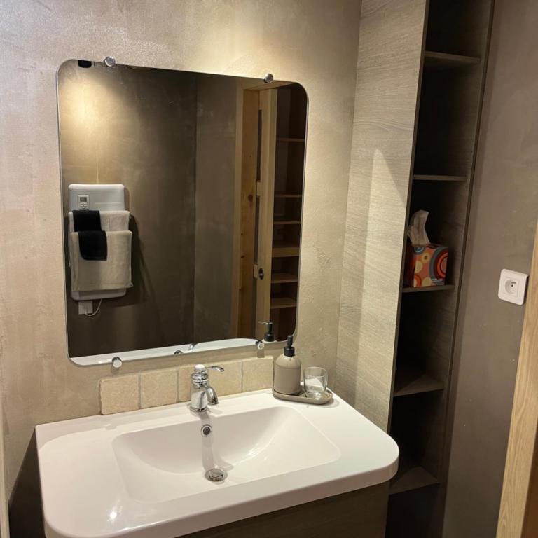 Suite "chalet" dans maison de village - Maison 1 Chambre - 15