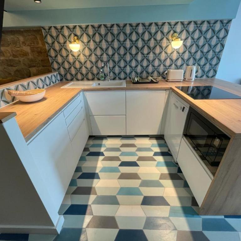 Appartement Atypique Au Pied Du Sacré Cœur - Appartement - Rez-de-Chaussée - 15