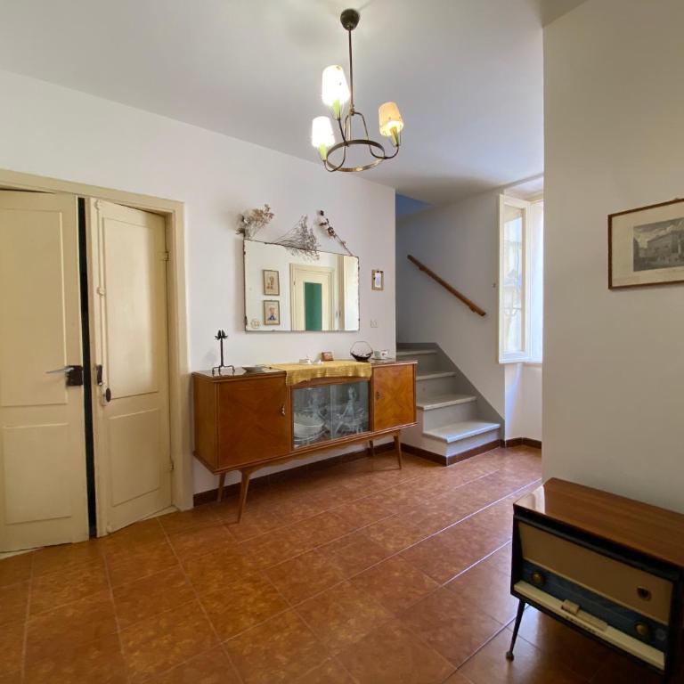 La Casa Rosa - Casa con 3 Camere da Letto - 60