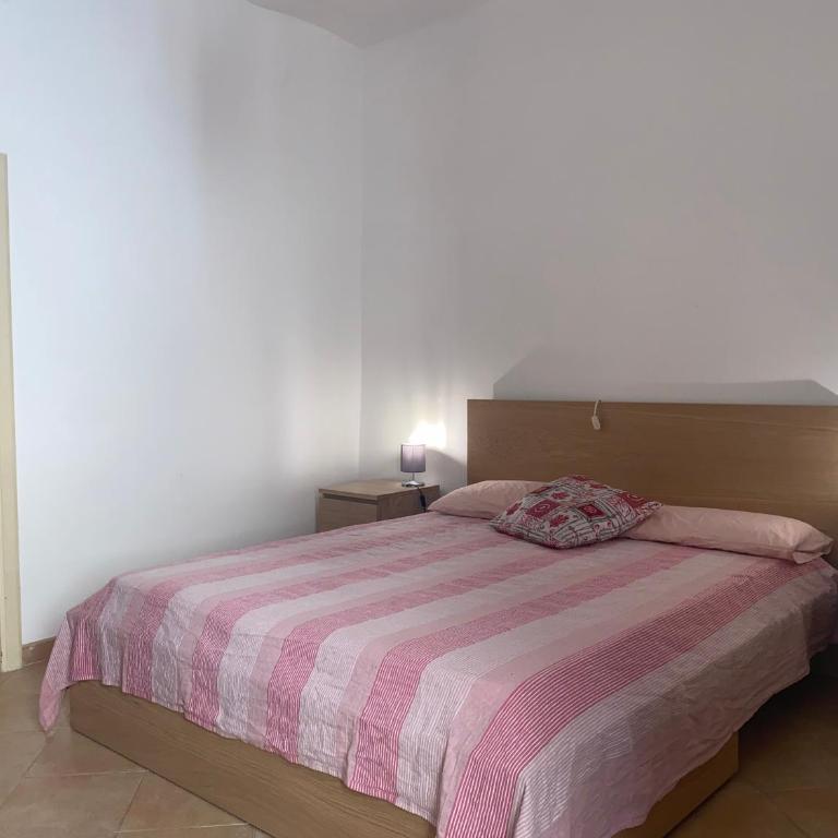 La Casa Rosa - Casa con 3 Camere da Letto - 77