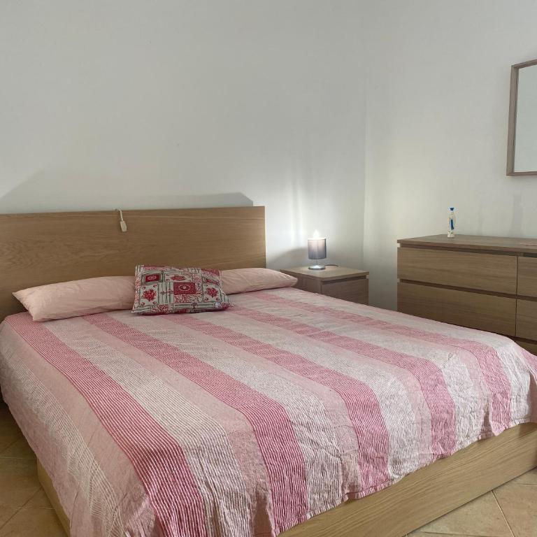 La Casa Rosa - Casa con 3 Camere da Letto - 79