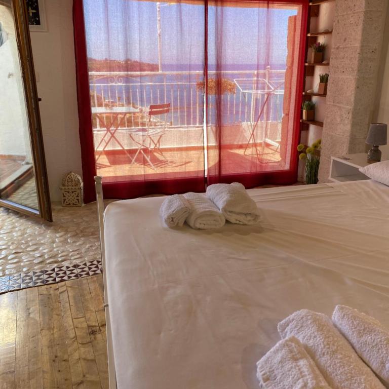 BlueMind - Camera Tripla con Vista Mare - 16