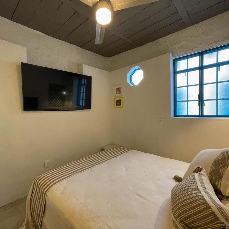 Casa Blanco by Barrio Mexico - Triple Room - 7