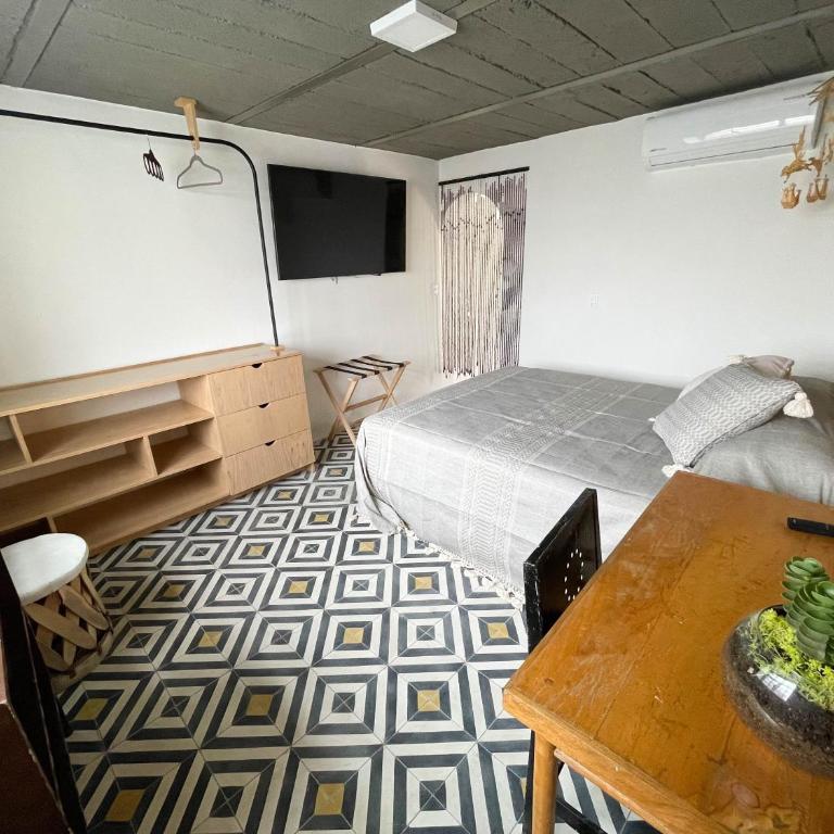 Casa Blanco by Barrio Mexico - Triple Room - 12
