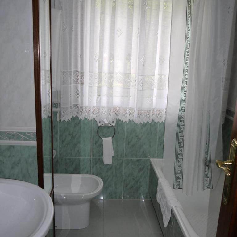 Rochas hotel entero - Villa - 19