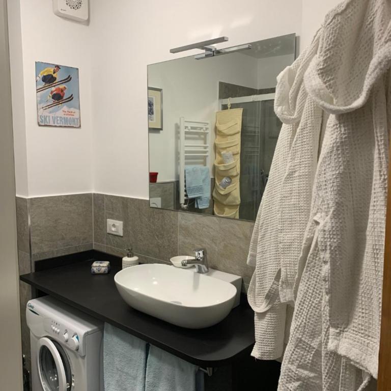 renovated studio ski in ski out, CIR 1255 - Monolocale - 6