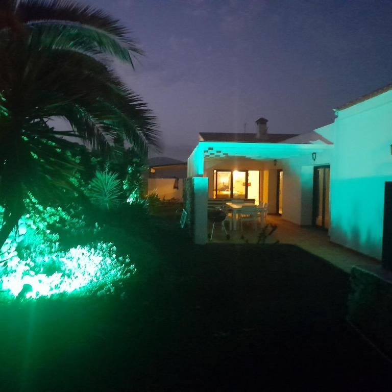SURFWHITEHOUSE - Three-Bedroom Villa - 89