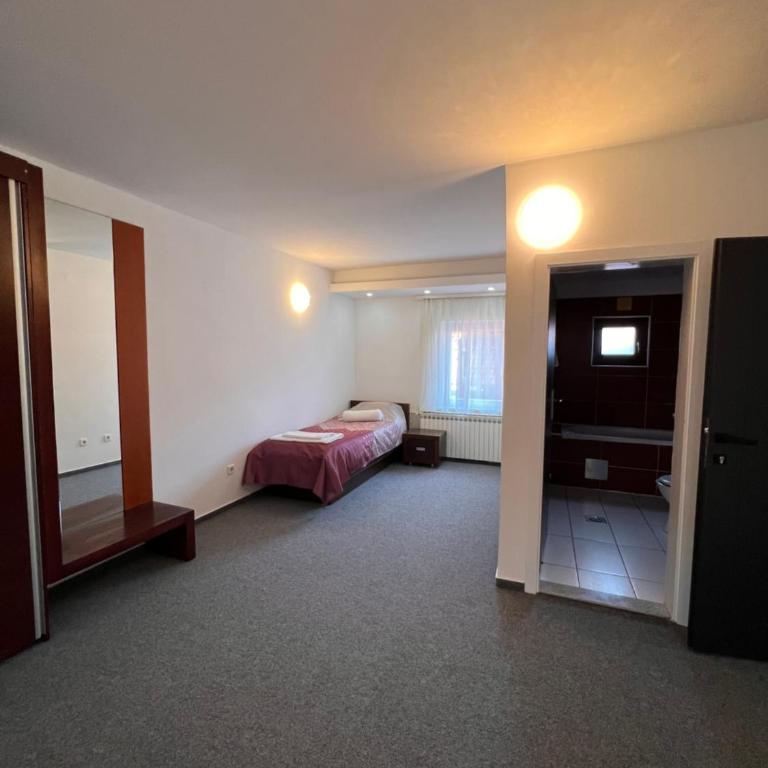 Hotel Begić - Apartman - 4