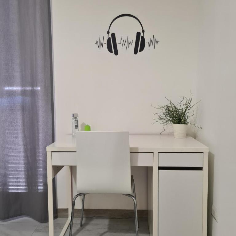 APT Re di Roma - Appartamento con 2 Camere da Letto - 8