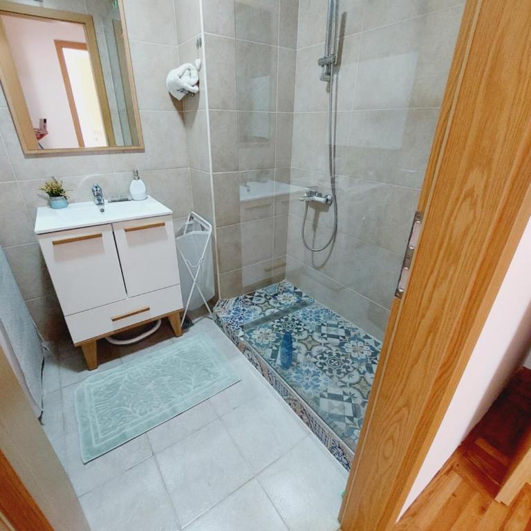 Aska Apartment - Apartman sa 1 Spavaćom Sobom, Balkonom i Pogledom na Planinu - 22
