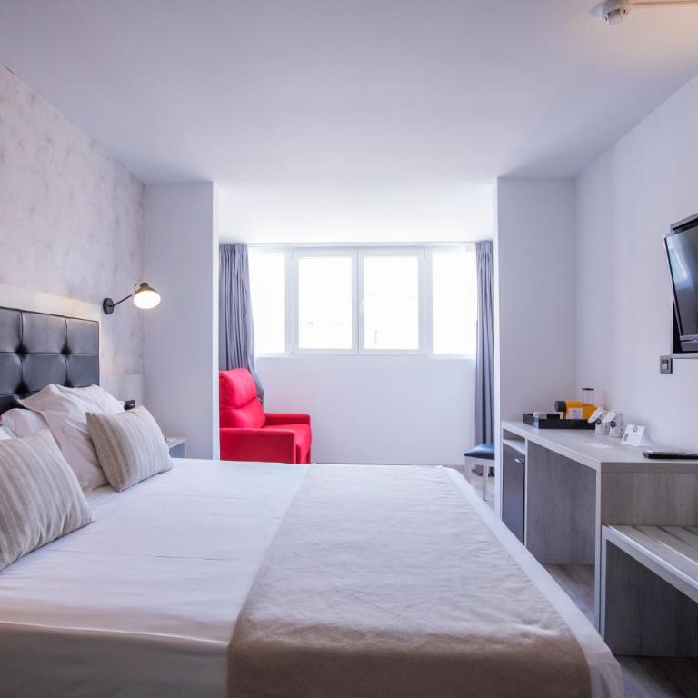 Soho Boutique Bahía Málaga - Habitación Doble con cama supletoria - 5