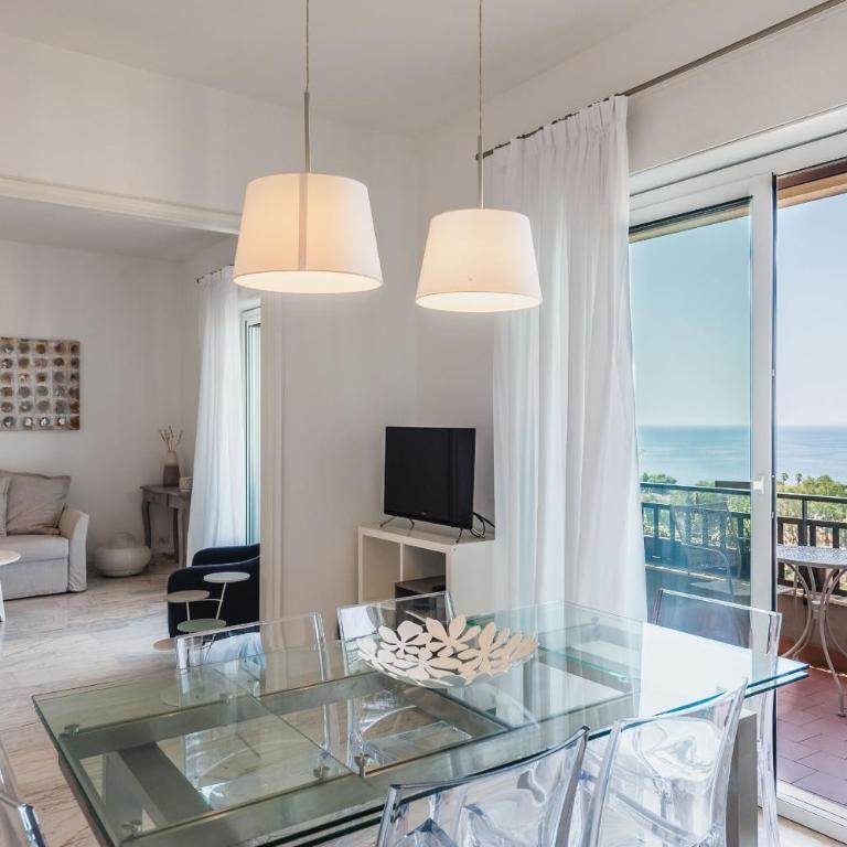 Piazza Europa Landscape by Wonderful Italy - Apartment - 1
