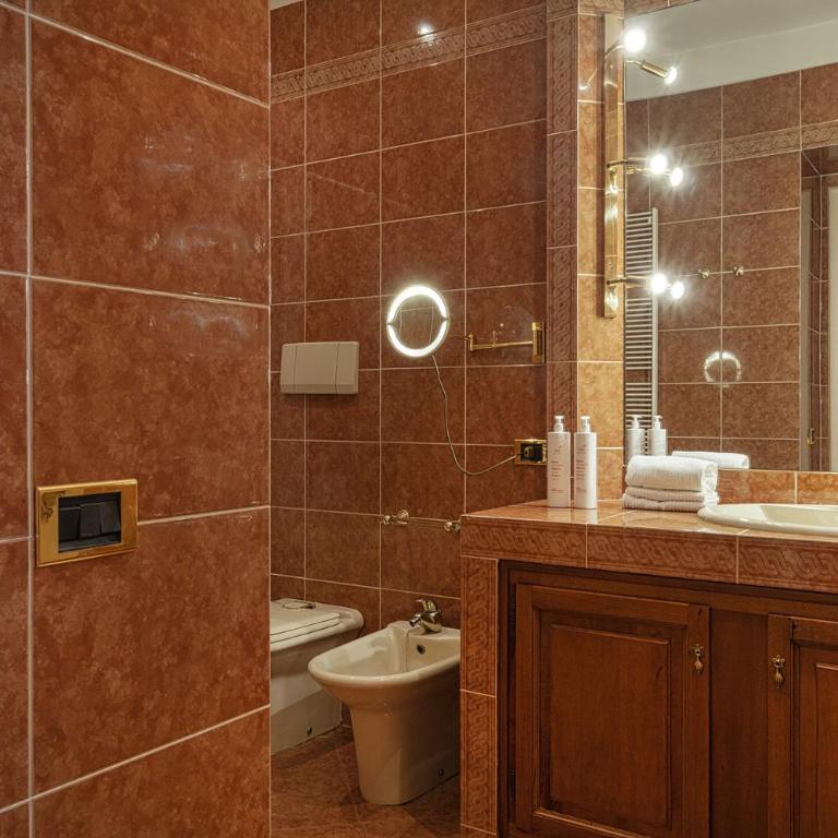 La finestra sul cortile di Via Roma by Wonderful Italy - Apartment - 17