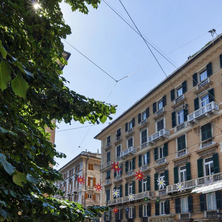La finestra sul cortile di Via Roma by Wonderful Italy - Apartment - 24