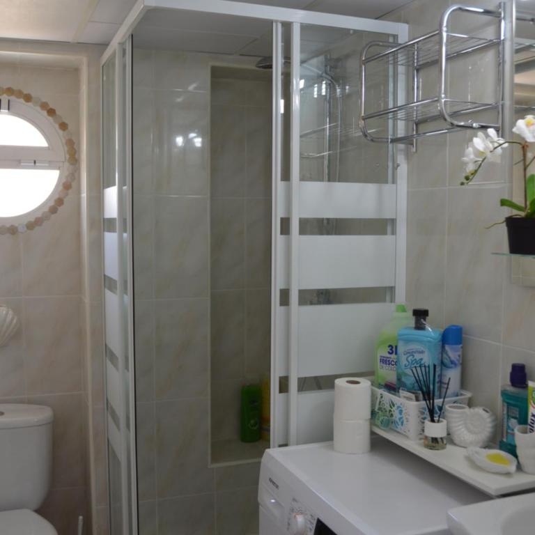 Inlesa 5A Holiday apt with pool - Apartment with Balcony - 18