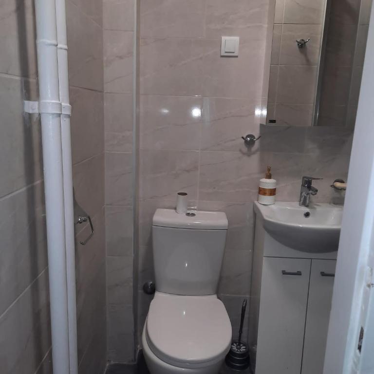 Dorcol Sunset Apartment - One-Bedroom Apartment - 3