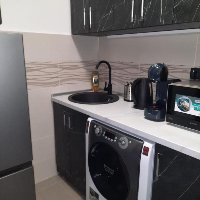 Dorcol Sunset Apartment - One-Bedroom Apartment - 6