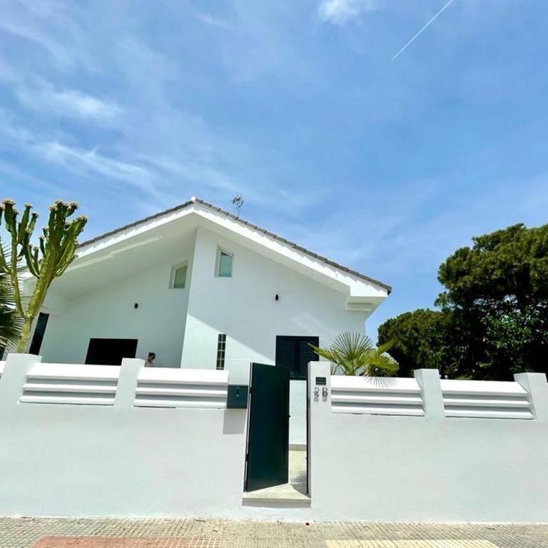 VILLA PIMIENTA, Chalet de lujo a 100 metros del mar - Villa - 81