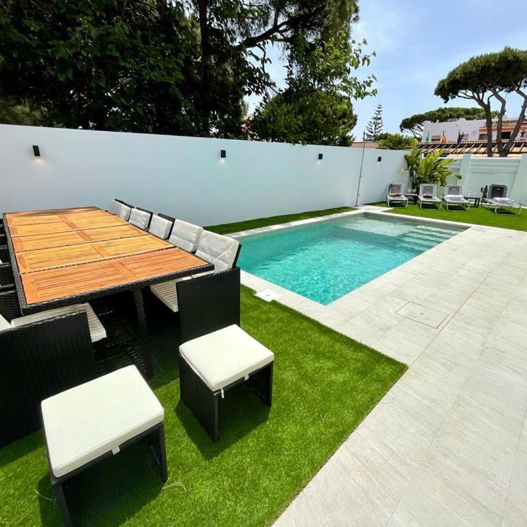 VILLA PIMIENTA, Chalet de lujo a 100 metros del mar - Villa - 73