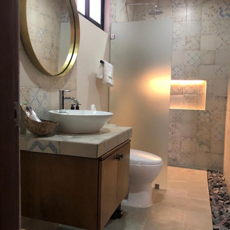 Casa Crónica - Double Room with Private Bathroom - 13