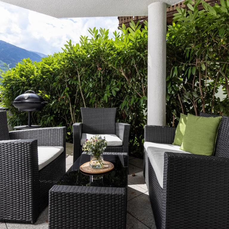 Landhaus Dorfbäck - Apartment mit 3 Schlafzimmern und Terrasse - 16