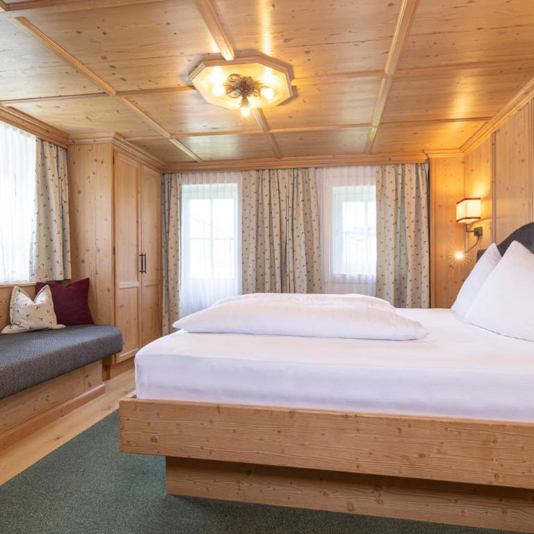 Chalet Dorfbäck - Chalet mit 6 Schlafzimmern und Terrasse - 7