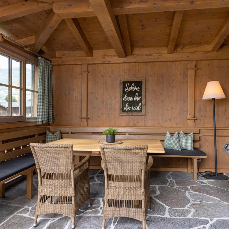 Chalet Dorfbäck - Chalet mit 6 Schlafzimmern und Terrasse - 24