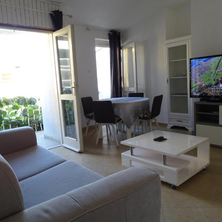 Apartment Hypnos Petrovac - Appartement 1 Chambre - 1