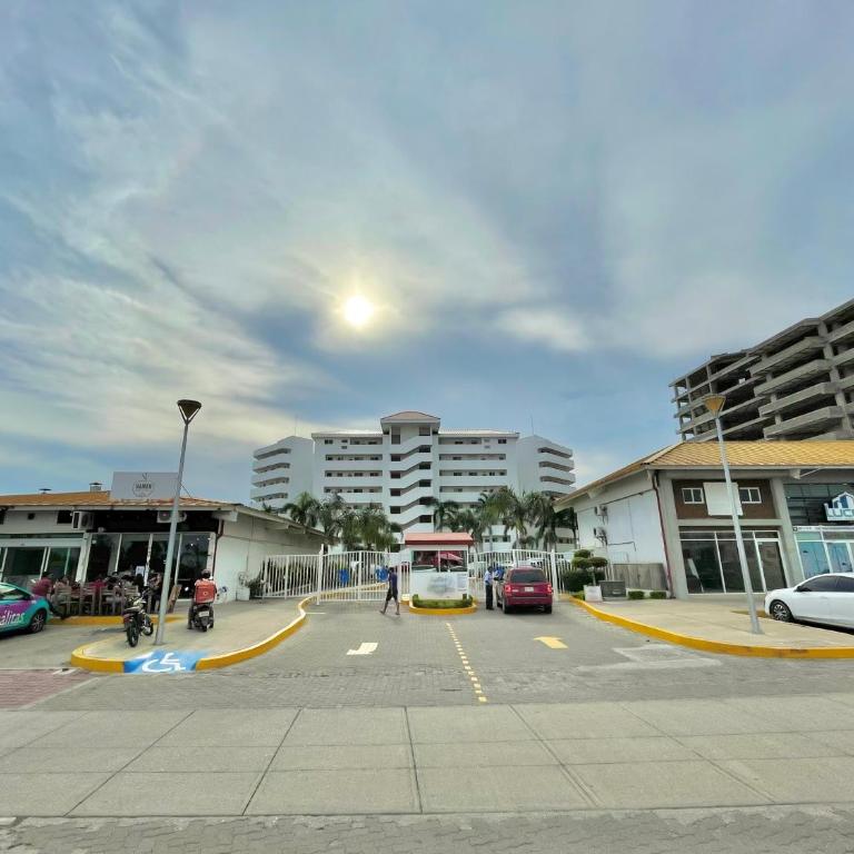 Hermoso en marina, asombrosas vistas by G P S rentas - Three-Bedroom Apartment - 10