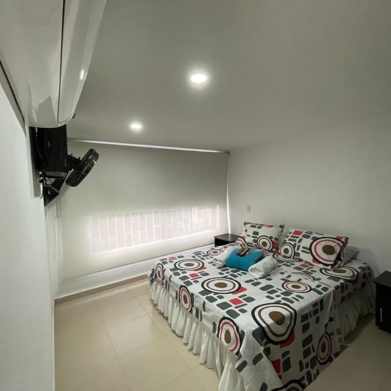Lindos apartaestudios y habitaciones en Ibague - Apartamento Estudio - 3